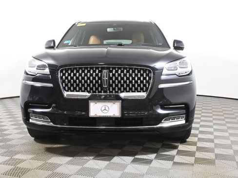 Used 2023 Lincoln Aviator Black Label w/ Class IV Trailer Tow Package AWD/4WD image 10