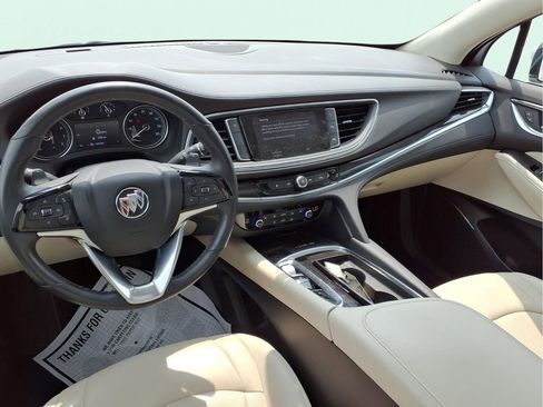 Used 2023 Buick Enclave Essence w/ Experience Buick Package FWD image 3