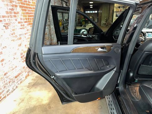 Used 2015 Mercedes-Benz GL 450 4MATIC image 61