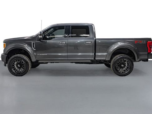 Used 2017 Ford F250 Platinum w/ Platinum Ultimate Package image 10