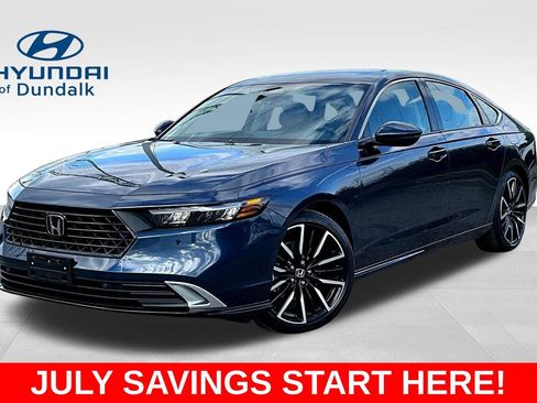 Used 2025 Honda Accord Touring image 1