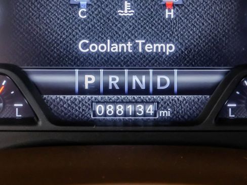 Used 2022 RAM 3500 Laramie image 19