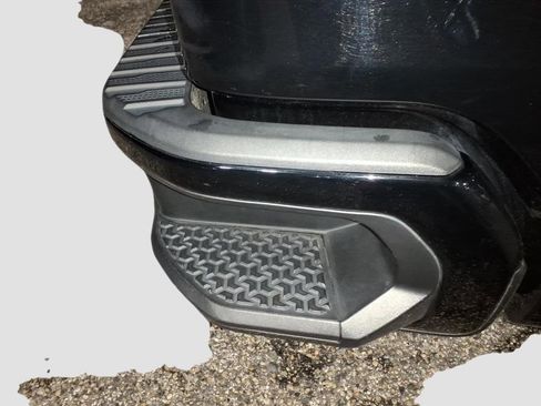 Used 2021 GMC Sierra 1500 Elevation w/ Preferred Package image 19