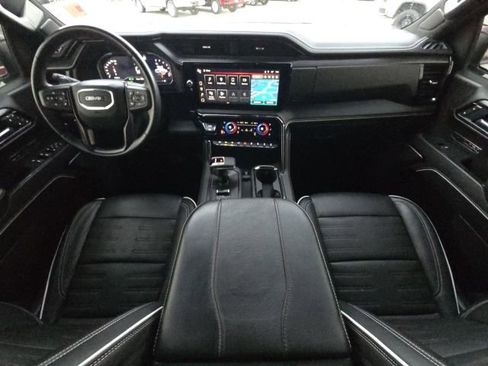 Used 2023 GMC Sierra 1500 AT4X image 30