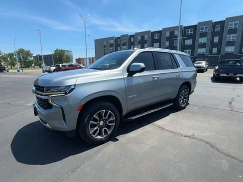 Used 2024 Chevrolet Tahoe LS w/ Driver Alert Package AWD/4WD image 4