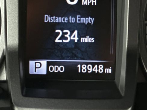 Used 2023 Toyota Tacoma TRD Off-Road image 24