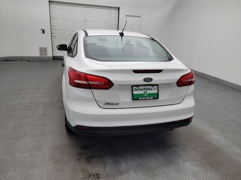 Used 2017 Ford Focus S image 6