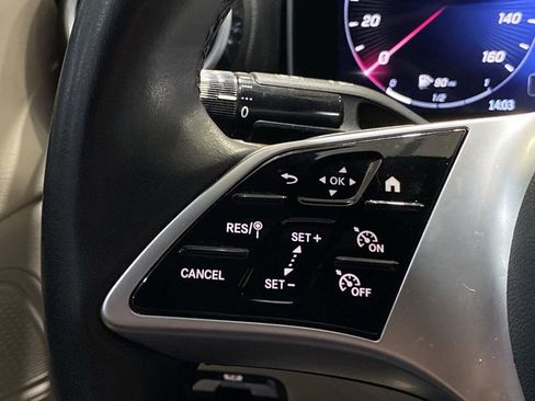 Used 2023 Mercedes-Benz C 300 4MATIC Sedan image 11