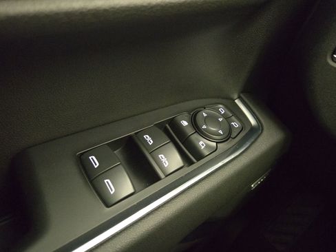 Certified 2022 Chevrolet Silverado 1500 LTZ w/ LTZ Premium Package image 30