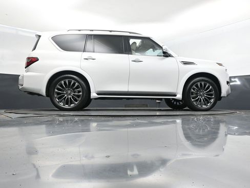Used 2024 Nissan Armada Platinum w/ Captain's Chairs Package image 45