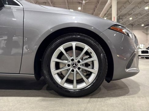 Used 2020 Mercedes-Benz A 220 4MATIC image 92