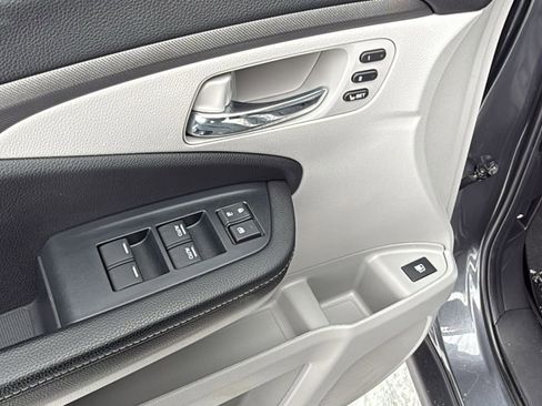 Used 2023 Honda Ridgeline RTL image 10