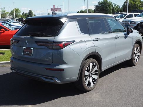 Used 2025 Mitsubishi Outlander SEL AWD/4WD image 7
