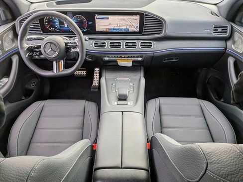 New 2026 Mercedes-Benz GLS 580 4MATIC image 14