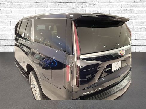 Certified 2023 Cadillac Escalade ESV Premium Luxury image 9