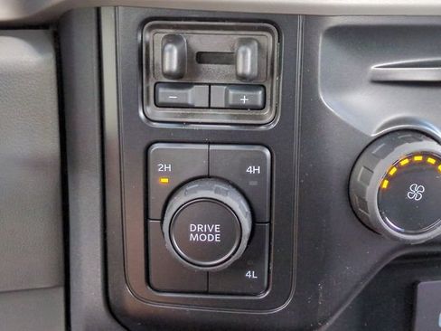 New 2026 Ford F250 XL w/ XL Chrome Package AWD/4WD image 22