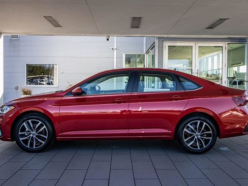 New 2026 Volkswagen Jetta SE image 12