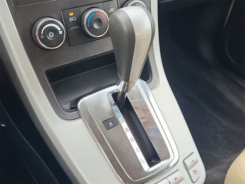 Used 2007 Pontiac Torrent 2WD w/ Preferred Package image 28