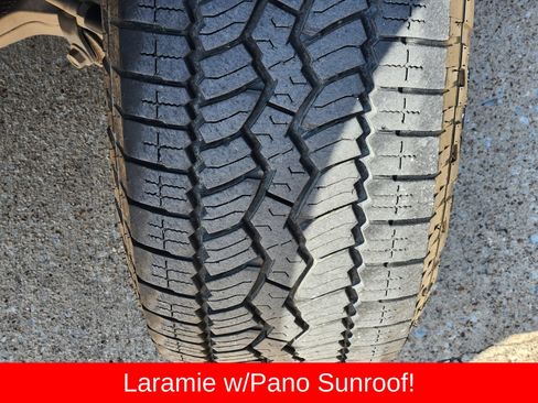 Used 2023 RAM 1500 Laramie AWD/4WD image 23