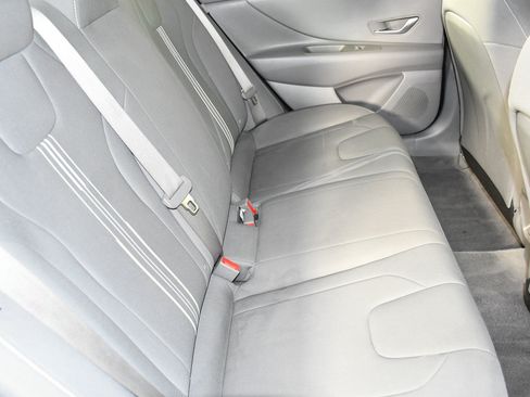 Used 2024 Hyundai Elantra SEL FWD image 45