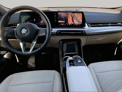 Used 2025 BMW X1 xDrive28i w/ Premium Package AWD/4WD image 7