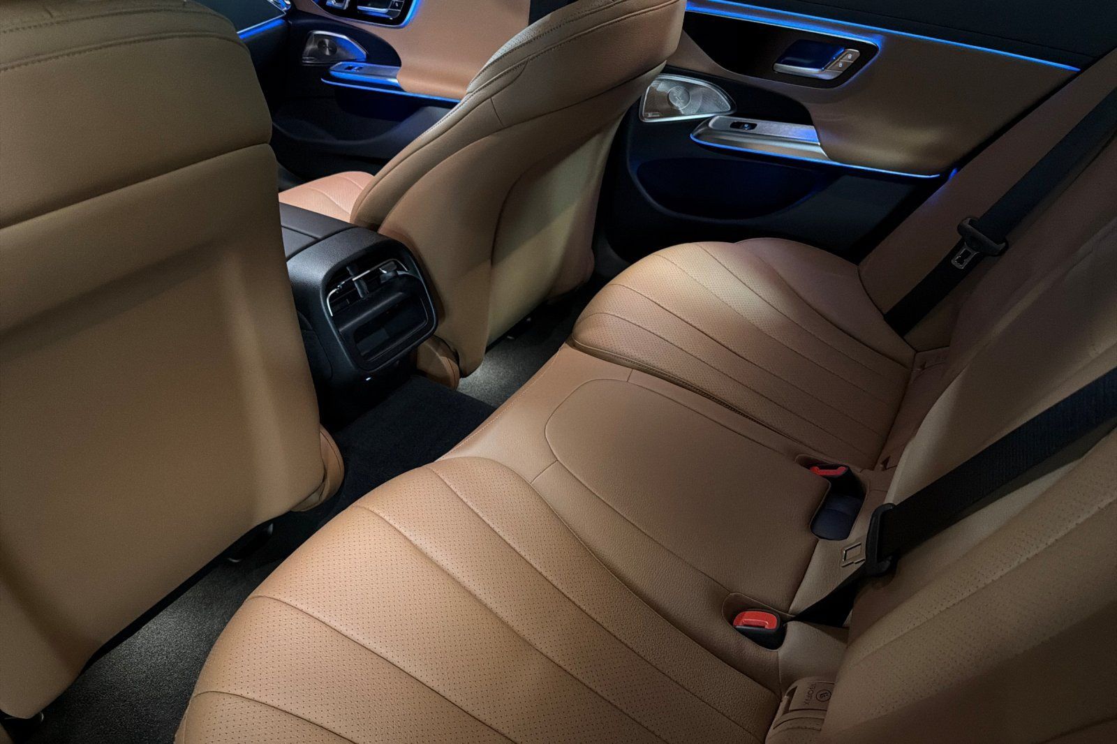 New 2027 Mercedes-Benz E 350 Sedan image 11
