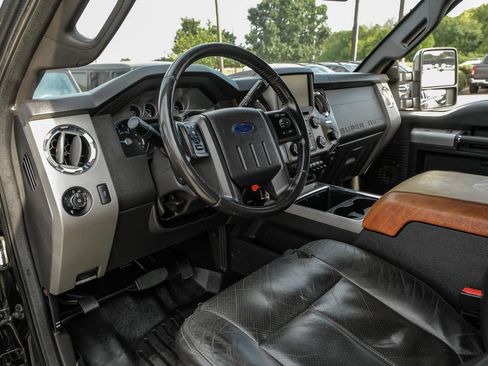 Used 2015 Ford F250 Lariat w/ Lariat Ultimate Package AWD/4WD image 13