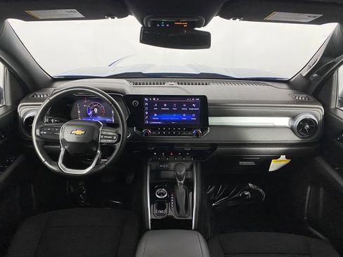 Certified 2023 Chevrolet Colorado LT w/ LT Convenience Package II AWD/4WD image 15