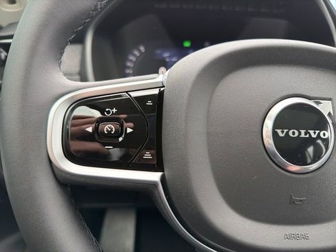 New 2026 Volvo XC90 B6 Ultra image 21