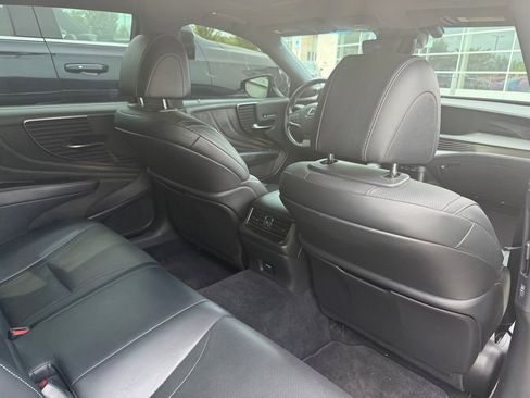 Used 2018 Lexus LS 500 w/ Accessory Package (Z2) RWD image 12