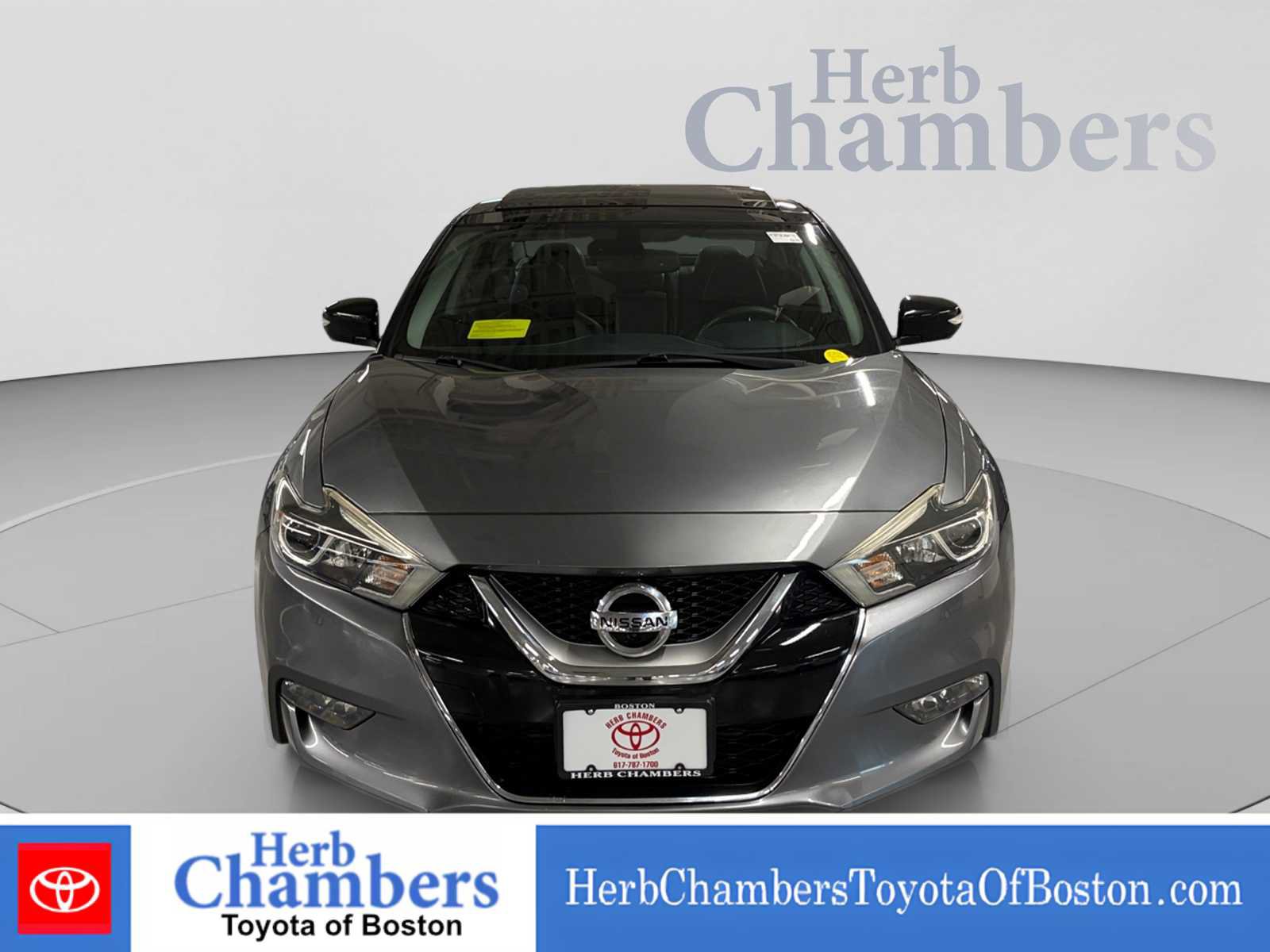 Used 2016 Nissan Maxima Platinum FWD image 2