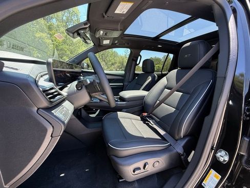 New 2026 Buick Enclave Sport Touring w/ Super Cruise Package FWD image 5