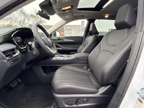 New 2026 INFINITI QX60 Luxe image 15