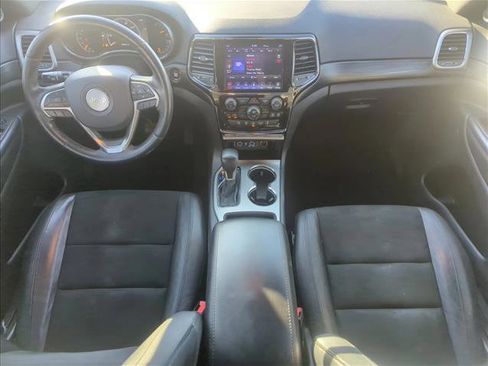 Used 2021 Jeep Grand Cherokee Laredo X image 18