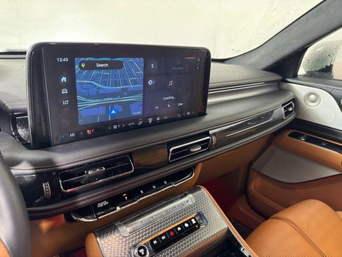 Certified 2025 Lincoln Aviator Black Label w/ Jet Appearance Package image 31