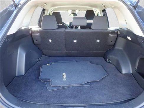 Used 2025 Toyota RAV4 LE AWD/4WD image 8
