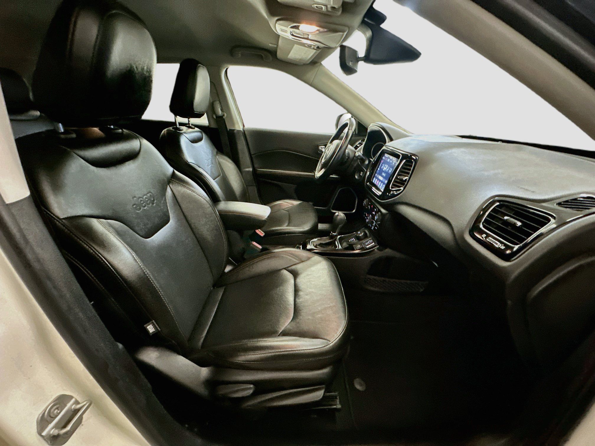 Used 2021 Jeep Compass Limited AWD/4WD image 31