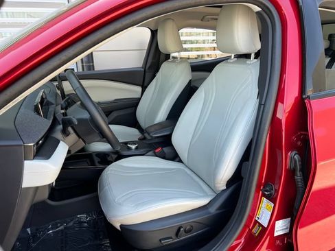 Used 2024 Ford Mustang Mach-E Premium RWD image 35
