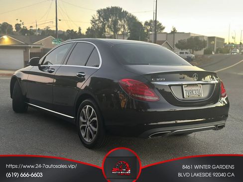 Used 2016 Mercedes-Benz C 300 4MATIC Sedan w/ Multimedia Package image 4