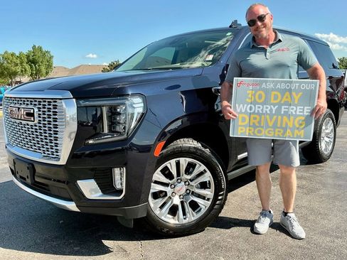 Used 2022 GMC Yukon Denali image 1