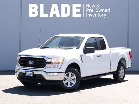 Used 2022 Ford F150 XLT w/ Trailer Tow Package AWD/4WD image 1