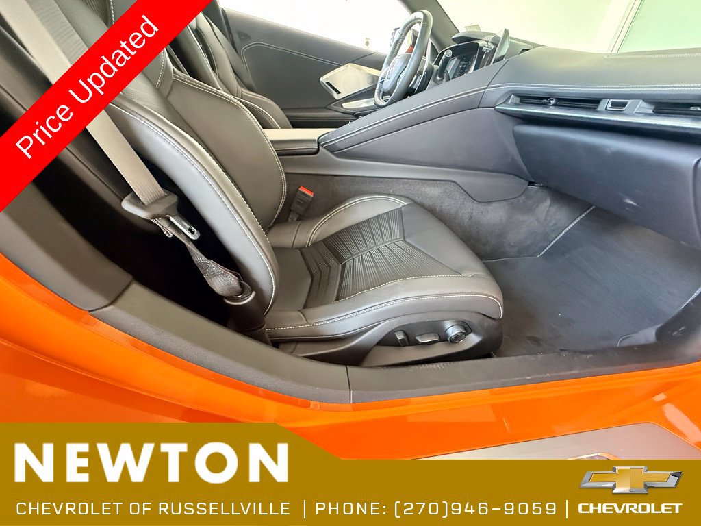 Used 2024 Chevrolet Corvette Stingray Preferred Conv w/ Z51 Performance Package RWD image 11