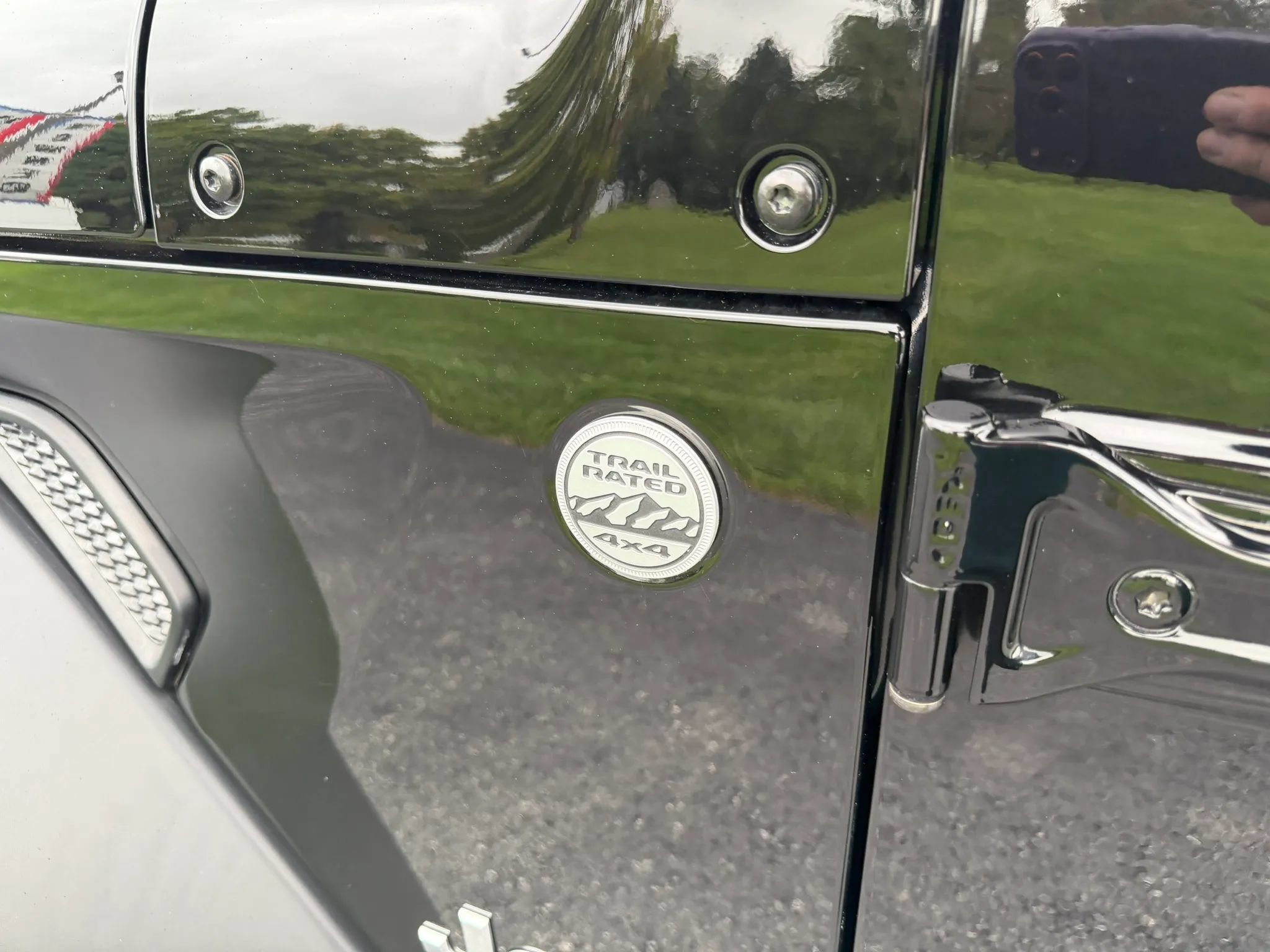 Used 2020 Jeep Wrangler Sport AWD/4WD image 39