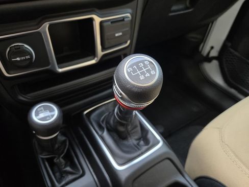 Used 2023 Jeep Wrangler Sport AWD/4WD image 22