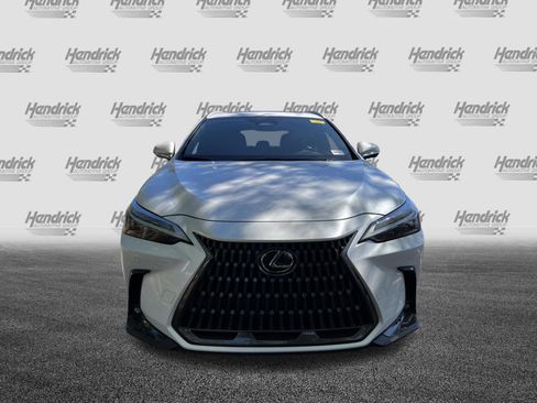 Used 2025 Lexus NX 250 FWD w/ Towing Package (2000 Lbs) image 3