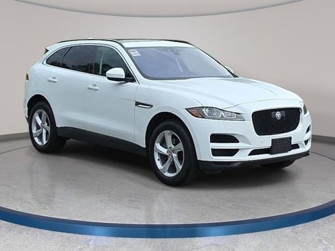 Used 2019 Jaguar F-PACE Premium AWD/4WD image 3