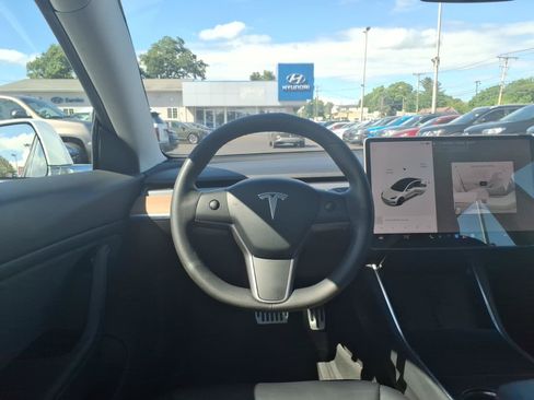 Used 2020 Tesla Model 3 Long Range AWD/4WD image 19
