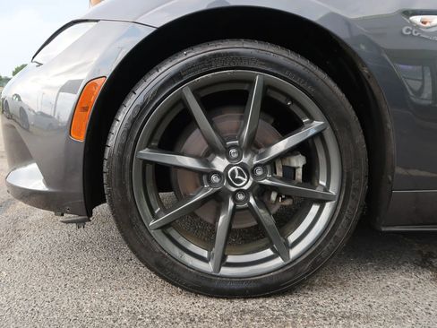 Used 2017 MAZDA MX-5 Miata Club image 48