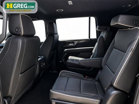 Used 2025 GMC Yukon XL Elevation RWD image 14