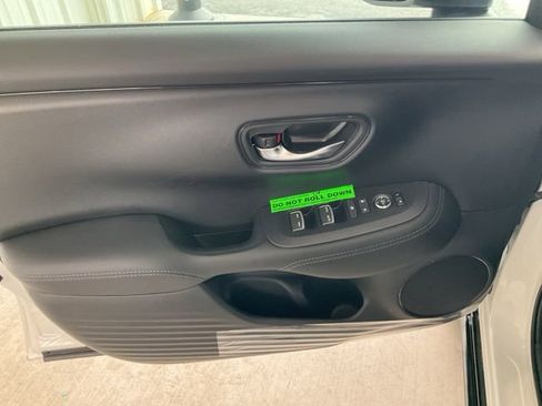 New 2026 Honda HR-V EX-L image 5